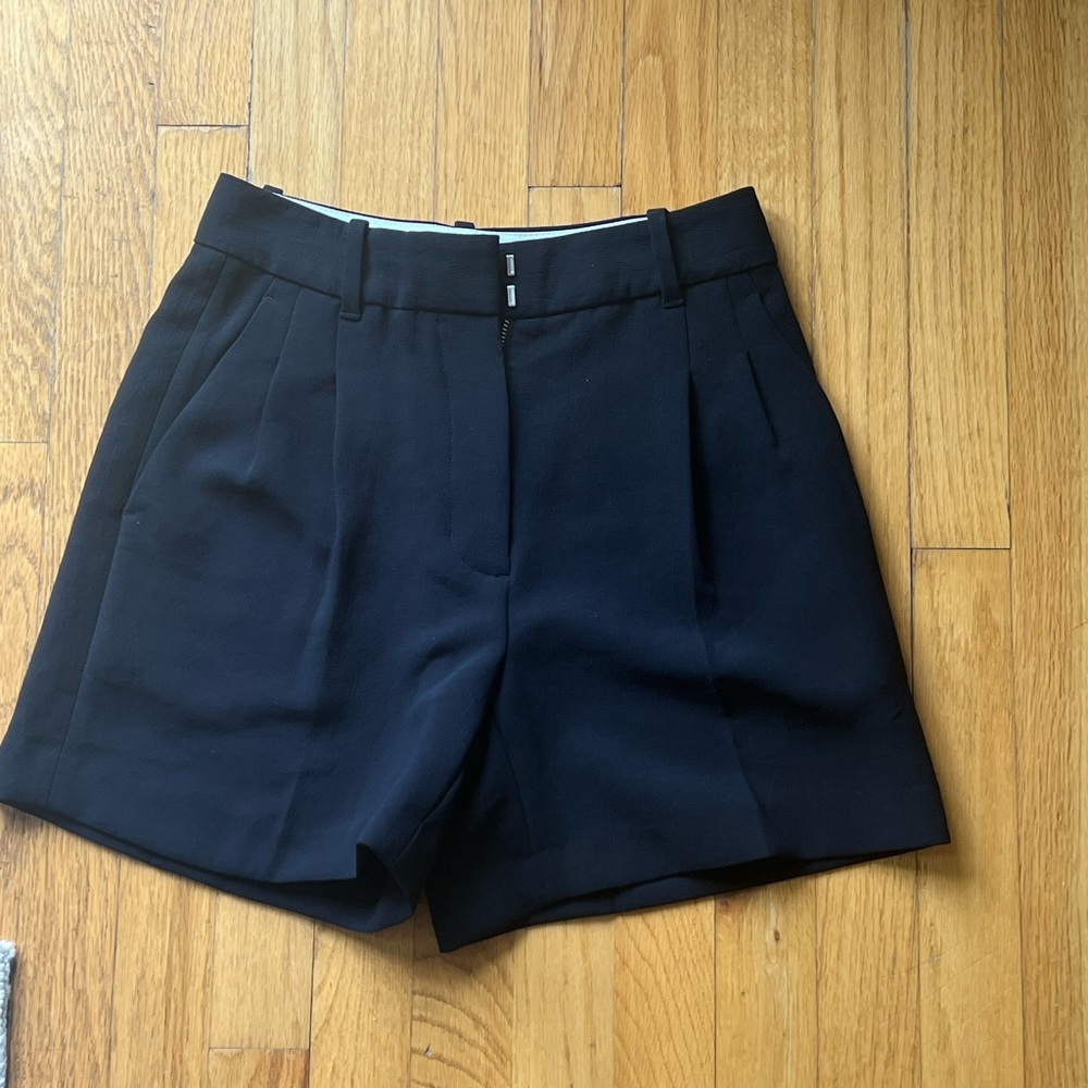 Aritzia Black Bermuda Shorts with Wide-Leg Silhouette